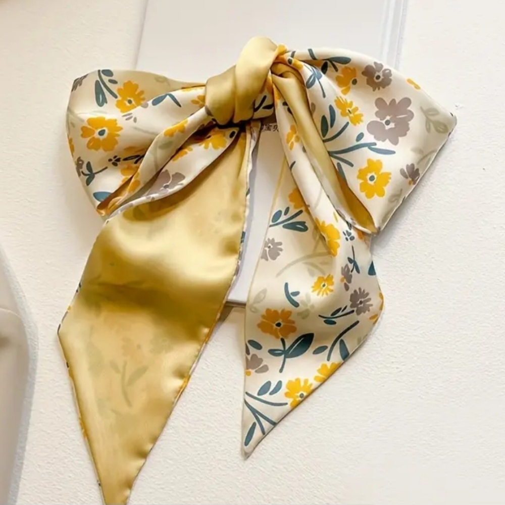 5 pcs. Satin Printed Twillys/Scarves - Picture 5 of 7